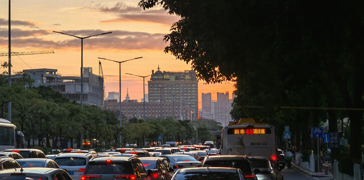 都市下班堵车