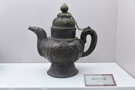民国藏族铜茶壶