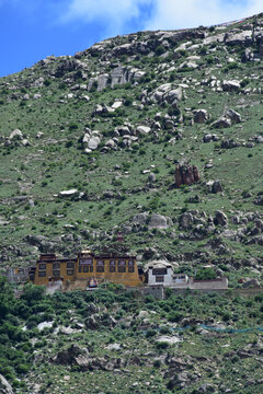 西藏拉萨布达拉宫宗教圣地