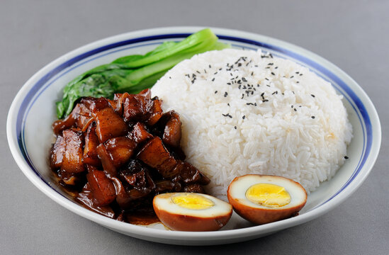 卤肉套餐饭