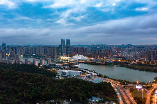 航拍湖南长沙岳麓区城市夜景