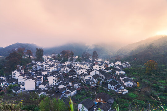 婺源县石城古村落和山区风光