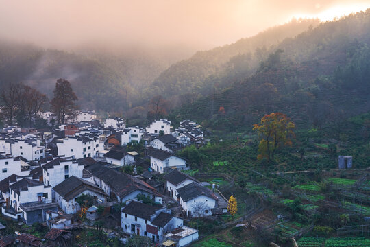 婺源县石城古村落和山区风光