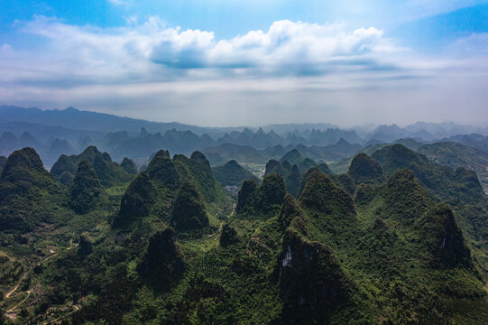 航拍广西桂林阳朔桂林山水