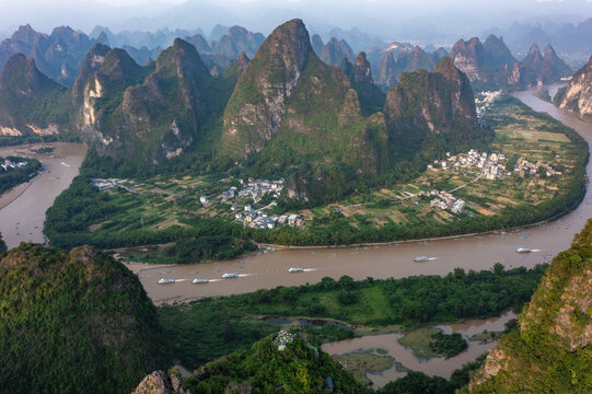 航拍广西桂林阳朔桂林山水