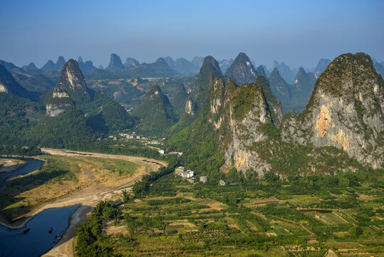 山景山峰群山