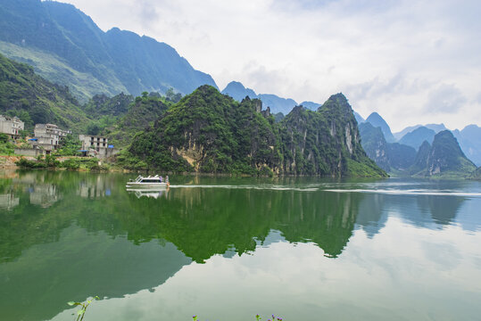 水库湖泊山水风光