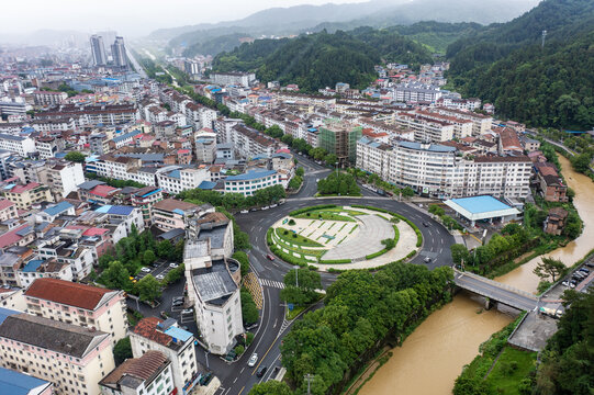 航拍湖南株洲炎陵县城景观