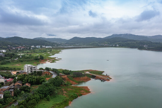 航拍湖南郴州市资兴市东江湖