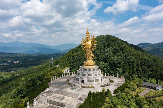 湖南长沙宁乡市密印寺千手观音