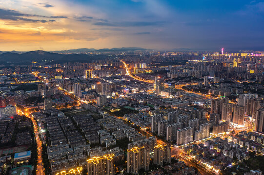 航拍湖南长沙梅溪湖夜景