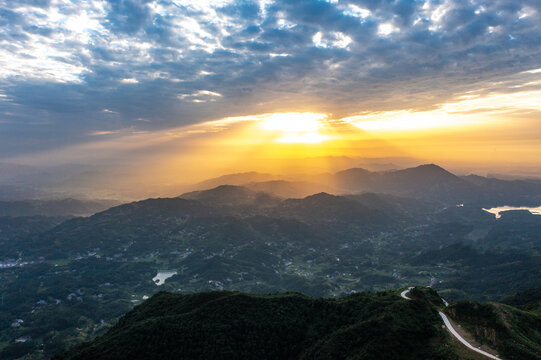 航拍湖南长沙宁乡古山峰风电场