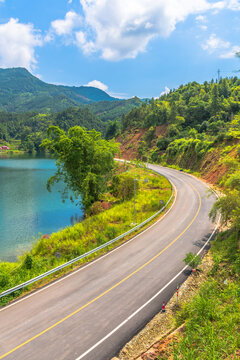 山区公路弯道