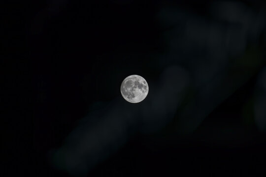 中元节的超级月亮