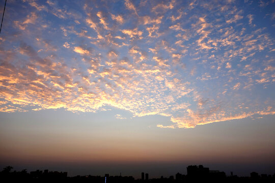 多彩天空