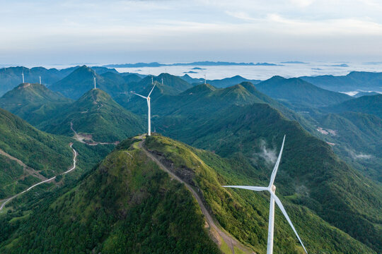 广西岑溪市天龙顶日出雾海奇观