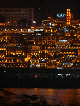 美丽的洪崖洞夜景