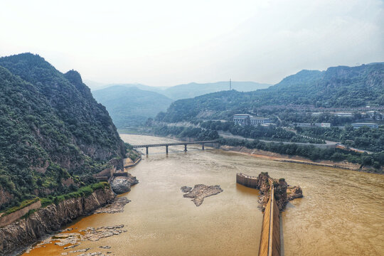 三门峡黄河大坝俯瞰7