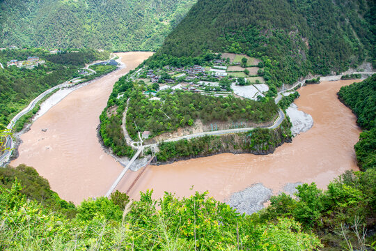 云南贡山丙中洛旅游区自然风光