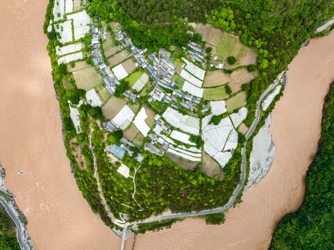 云南贡山丙中洛旅游区自然风光