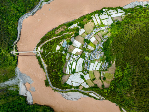 云南贡山丙中洛旅游区自然风光