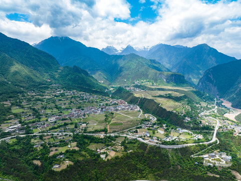 云南贡山丙中洛旅游区自然风光