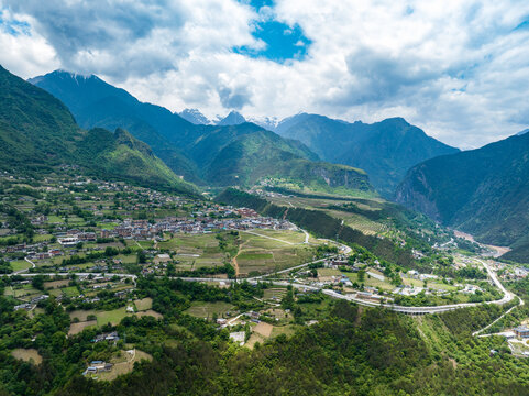 云南贡山丙中洛旅游区自然风光