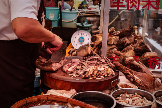 卖称斤羊肉米线店铺摊位