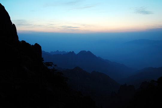 安徽黄山风景图