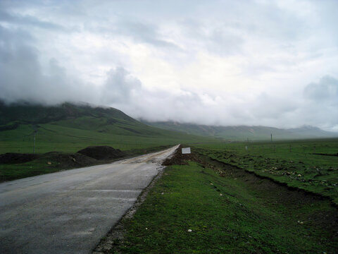 318川藏线公路风光