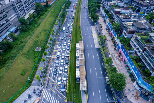 城市道路交通环观南路有轨电车