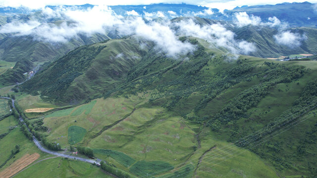 川西河谷