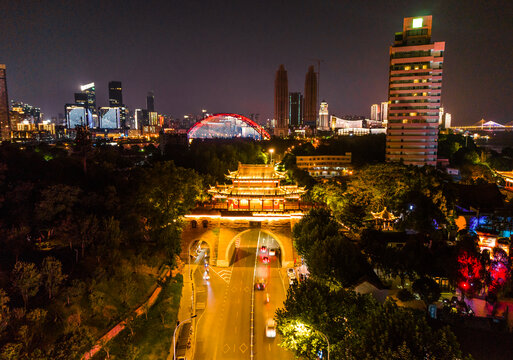 铁门关夜景