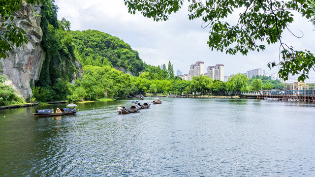 浙江绍兴东湖景区