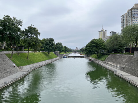 护城河