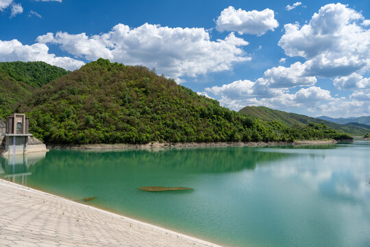 秦家沟水库