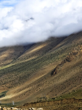 阿里地区高山