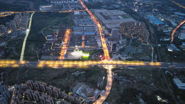 夜间拍摄城市全景