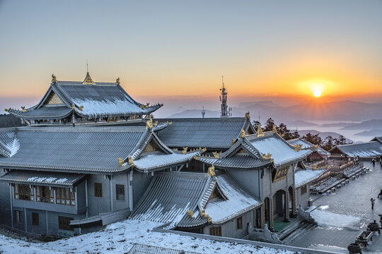 峨眉山