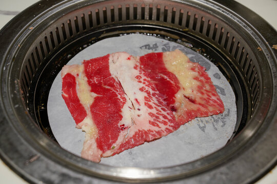 日式烧肉韩式烤肉美食
