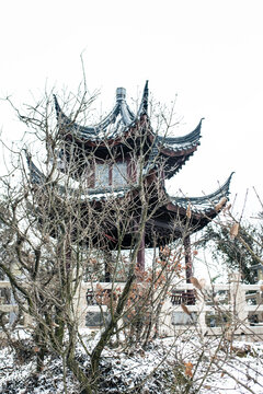 秦余积雪景点