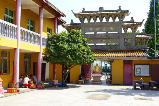 乾隆皇帝下江南接驾地长虹古寺