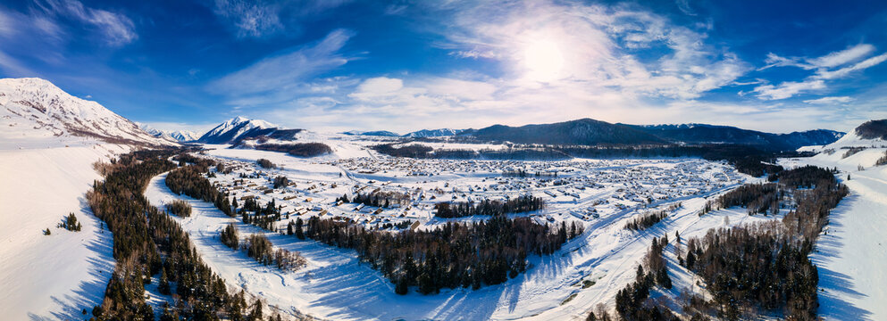 冬季新疆禾木雪景