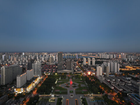 临沂市人民广场夜景全景照片