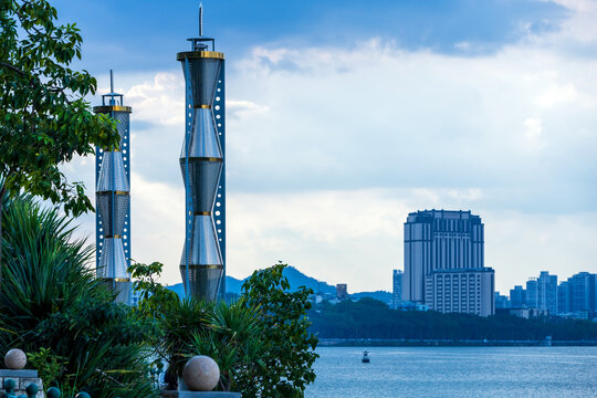 东江河河畔装饰灯柱