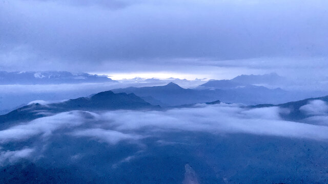 牛背山