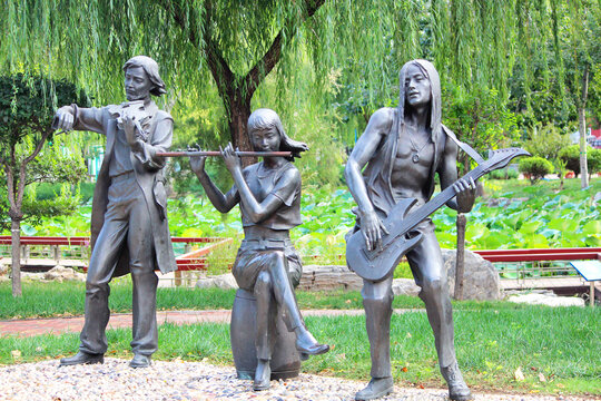 公园音乐雕塑