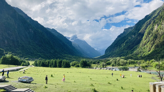 四姑娘山