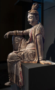 大英博物馆木雕菩萨像
