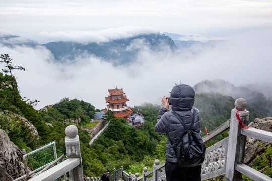 洛阳白云山